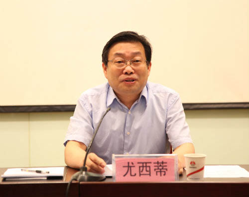 新班子上任一個月，看他們都忙了些啥？