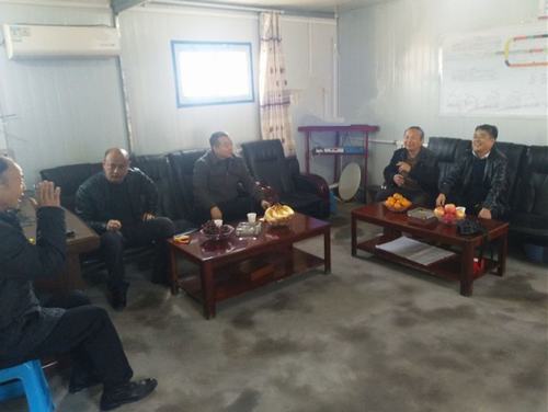 礦建二公司與神府掘進分公司開展對標交流活動