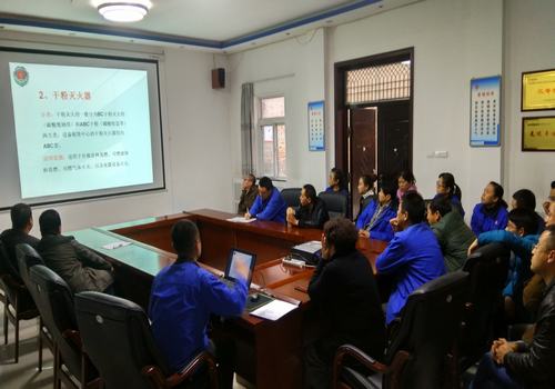 設(shè)備租賃中心組織開(kāi)展“防火”專(zhuān)項(xiàng)應(yīng)急演練