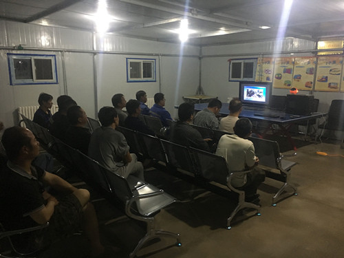 冬季施工鏖戰(zhàn)急，防寒措施保安全