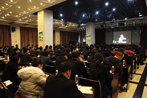 建設(shè)集團(tuán)開展《合同法》、《勞動(dòng)合同法》專題培訓(xùn)