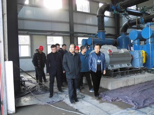 銅煤公司柴溝工地迎來銅川礦業(yè)公司黨委書記、執(zhí)行董事王蓬一行檢查指導(dǎo)工作