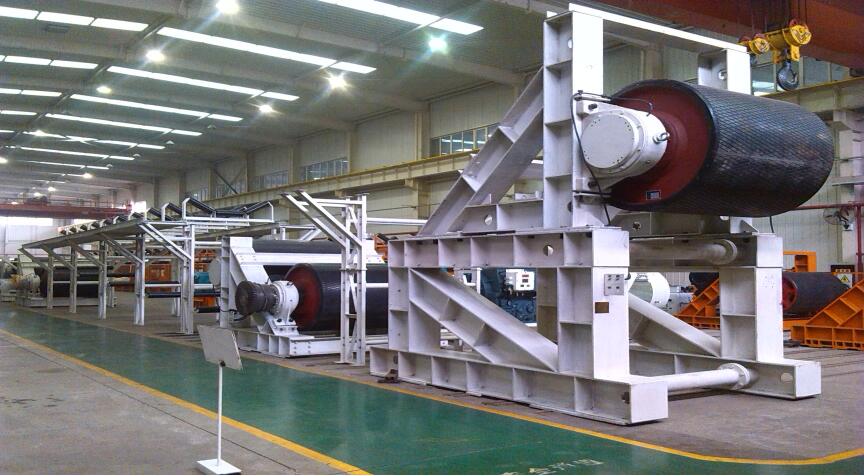 下峪口煤礦2-2采區(qū)膠帶輸送機(jī)設(shè)計(jì)圓滿(mǎn)完成