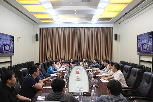 建設(shè)集團召開機關(guān)青年員工“助力雙特百億，爭當(dāng)青年先鋒”專題座談會