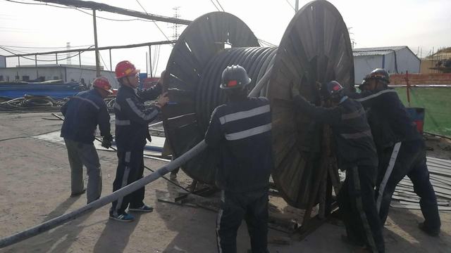 陜煤建設(shè)掘進(jìn)公司曹家灘項(xiàng)目部領(lǐng)導(dǎo)班子靠前指揮圓滿完成立井電纜回收