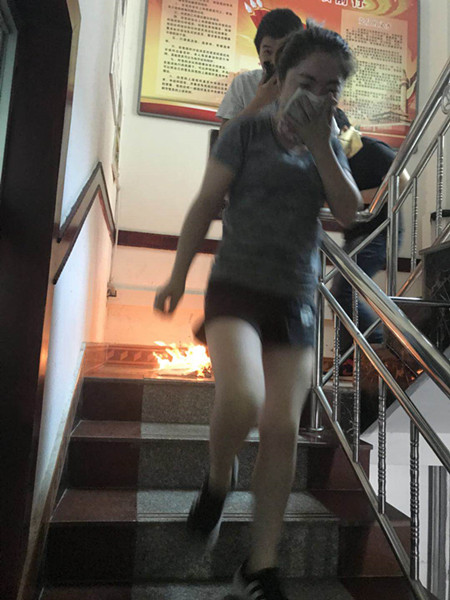 陜煤建設(shè)川耀公司開展消防模擬演練培訓(xùn)