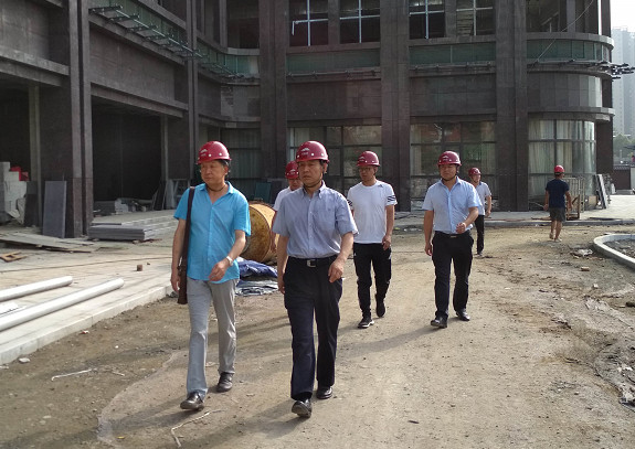 侯本英深入陜煤建設安康、漢中施工工地檢查指導工作