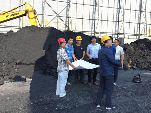 陜煤建設(shè)韓城分公司土建二項目部戰(zhàn)高溫斗酷暑爭分奪秒趕工期