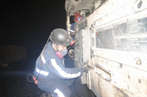 陜煤建設(shè)掘進(jìn)公司：為鐵軍喝彩 為勞動點贊 單班16米向國慶獻(xiàn)禮