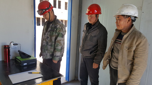 陜煤建設土建十七部引進人臉識別系統(tǒng) 考勤效果頂呱呱