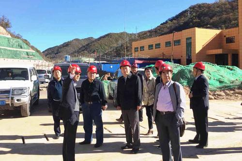 寧興剛、王寧一行深入冶坪項(xiàng)目調(diào)研指導(dǎo)工作