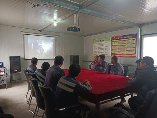 陜煤建設(shè)洗選煤運營公司：開展安全警示伴我行活動