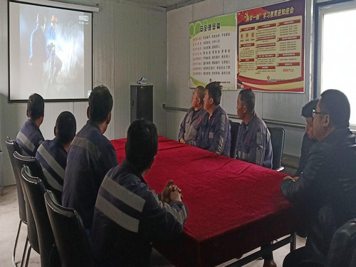 陜煤建設(shè)洗選煤運(yùn)營公司：多措并舉力?！鞍偃瞻踩?></div>
                                <div   id=