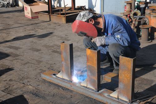 陜煤建設(shè)掘進公司：北翼項目部寒風中的“鐵軍”保障