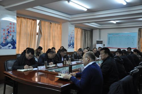 陜煤建設韓城分公司第一時間傳達落實建設集團聯(lián)合黨委12月26日兩項工作部署會議精神