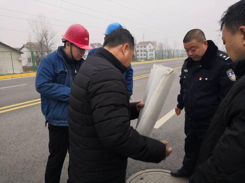 陜煤建設(shè)澄合分公司陜鋼生活區(qū)主干道及1#路延伸段工程通過驗(yàn)收