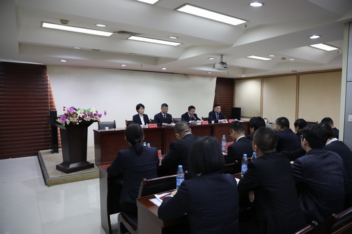 路橋分公司召開(kāi)“講、敢、改”專(zhuān)題教育和違規(guī)收送禮金專(zhuān)項(xiàng)整治再動(dòng)員會(huì)