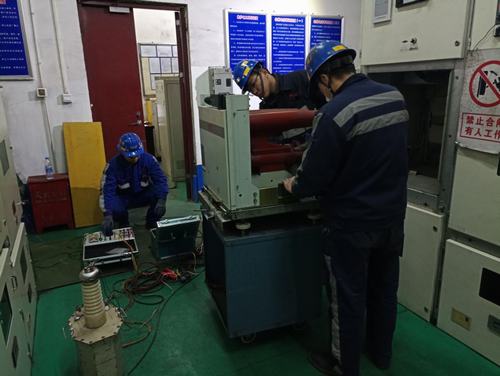 陜煤建設(shè)洗選煤運(yùn)營分公司洗煤廠積極開展電氣設(shè)備預(yù)防性試驗及設(shè)備檢修工作