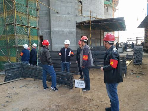 陜煤建設(shè)韓城分公司工會(huì)組織職工代表開(kāi)展安全巡查活動(dòng)