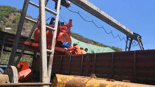 陜煤建設礦建三公司雙龍項目部把好“三關”提前實現(xiàn)雙貫通迎戰(zhàn)安全生產(chǎn)月