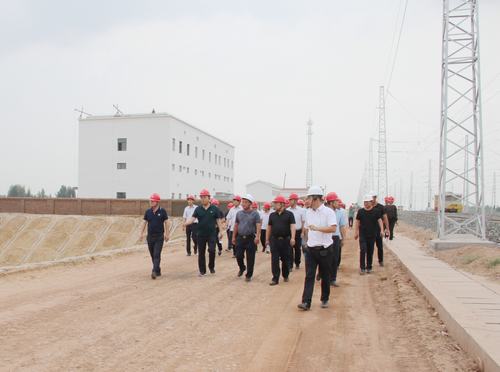 陜煤建設(shè)銅煤公司陜北地區(qū)施工現(xiàn)場(chǎng)迎來(lái)了“熟悉”的來(lái)賓