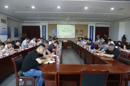 陜煤建設(shè)天工公司召開“不忘初心  牢記使命”主題教育兩級班子學(xué)習(xí)暨“四優(yōu)”黨員表彰會