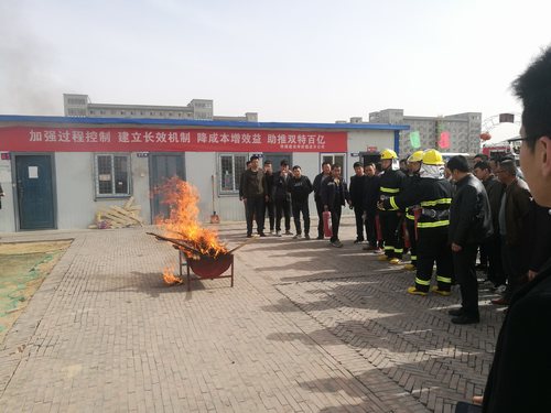 陜煤建設(shè)掘進(jìn)公司：轉(zhuǎn)觀念 改作風(fēng) 依法依規(guī)保安全