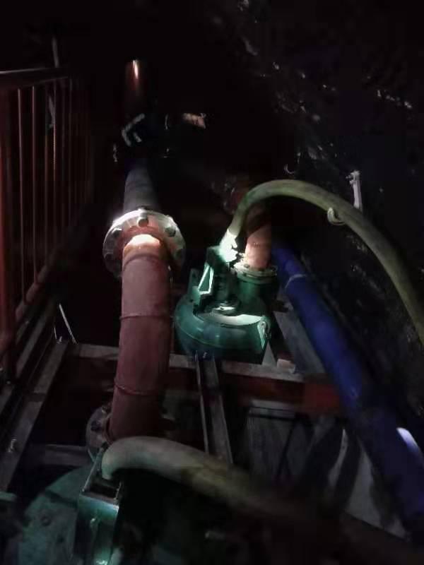 陜煤建設(shè)機電安裝公司完成曹家灘礦井主副斜井2#聯(lián)巷排水設(shè)備安裝