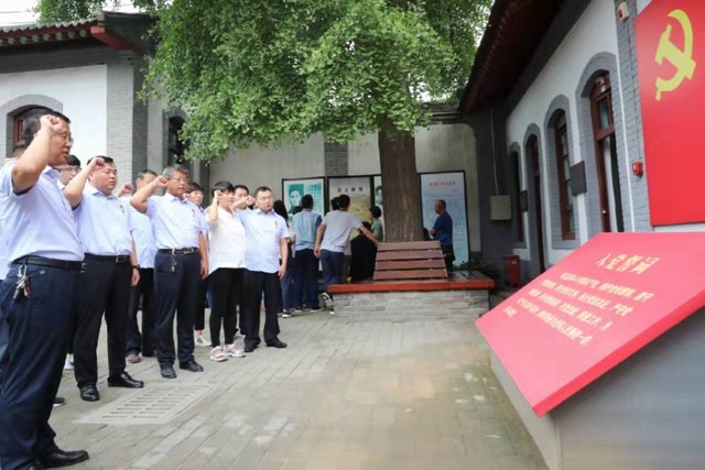 陜煤建設(shè)路橋分公司開展“紀(jì)律教育學(xué)習(xí)宣傳月”主題黨日活動(dòng)