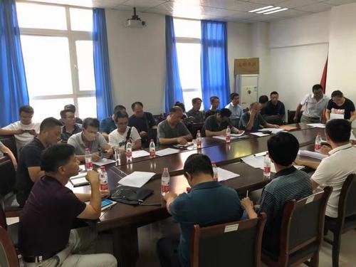 陜煤建設(shè)銅煤公司承建的荔枝苑小區(qū)28#、29#、30#、31#樓順利通過竣工驗(yàn)收