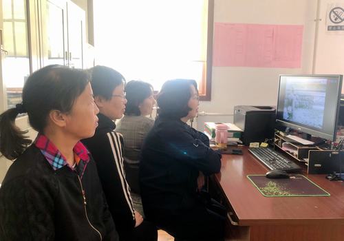 陜煤建設(shè)銅煤公司組織開展“中國共產(chǎn)黨黨史”主題黨日活動