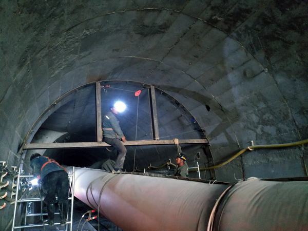 陜煤建設(shè)礦建二公司：硬隊(duì)伍啃下“硬骨頭”