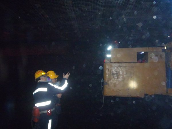 陜煤建設掘進公司：安全生產(chǎn)雙輪驅動 打好歲末年關“收官”戰(zhàn)