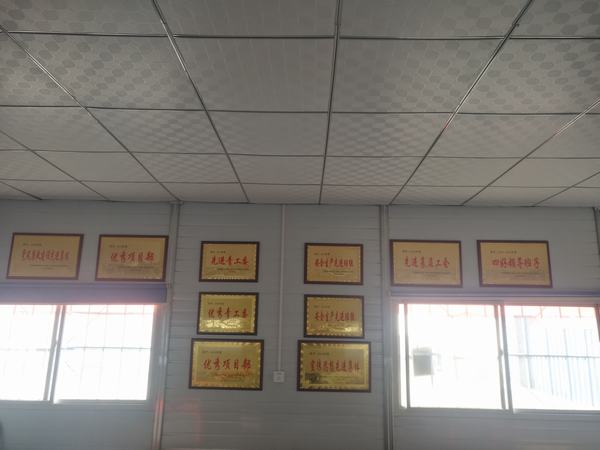 陜煤建設(shè)韓城分公司土建六項(xiàng)目部奮力拼搏成就“花開(kāi)半墻”