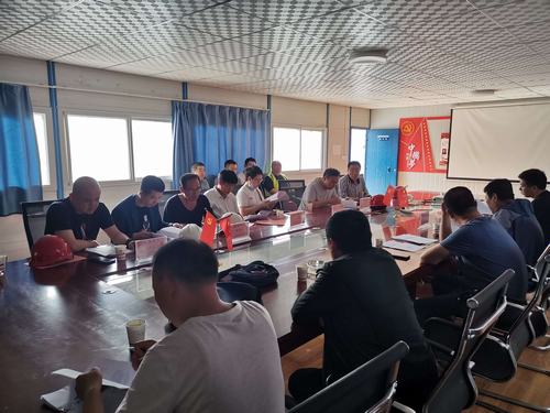 陜煤建設(shè)銅煤公司第一項(xiàng)目部承建的金地華府9#、10#、11#、14#、15#樓樁基工程順利通過驗(yàn)收