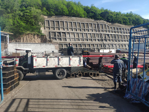 陜煤建設(shè)機(jī)電安裝公司建莊項(xiàng)目部四部膠帶機(jī)更換通過驗(yàn)收