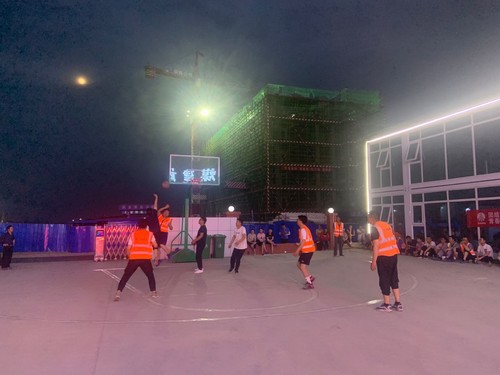 陜煤建設(shè)銅煤公司第十六項(xiàng)目部舉辦“團(tuán)結(jié)進(jìn)取賽風(fēng)采，青春飛揚(yáng)再出發(fā)”友誼籃球賽