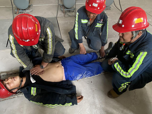 陜煤建設(shè)機電安裝公司開展應(yīng)急演練活動