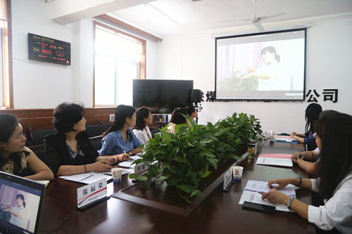 省總工會“母嬰關(guān)愛室”互檢組蒞臨陜煤建設(shè) 機(jī)電安裝公司調(diào)研指導(dǎo)