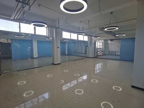 陜煤建設(shè)銅煤公司第二十一項(xiàng)目部承建的職工住宅樓生活超市改造工程通過(guò)驗(yàn)收