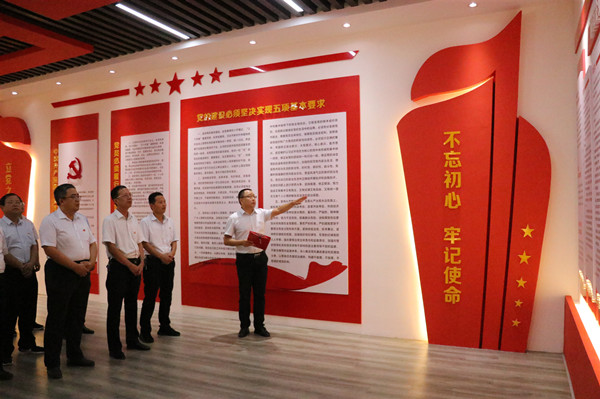 陜煤建設(shè)澄合分公司組團(tuán)深入廉政教育基地開展反腐倡廉警示教育