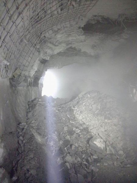 陜煤建設(shè)礦建二公司冶坪項(xiàng)目部一采區(qū)外水倉順利貫通