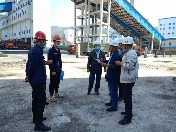 陜煤建設(shè)韓城分公司彬長小莊礦三項(xiàng)單位工程順利通過竣工驗(yàn)收