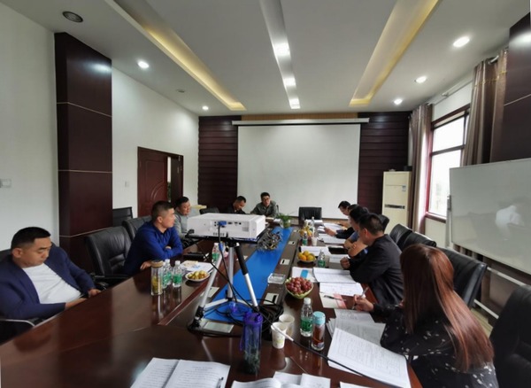 路橋分公司靖神鐵路紅石峽特大橋簡(jiǎn)支鋼桁梁橋拼裝首件工程通過驗(yàn)收