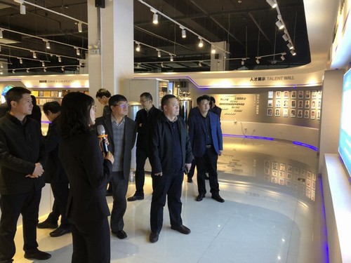 寧興剛、趙敬凱一行赴鄂爾多斯國家高新區(qū)考察項目