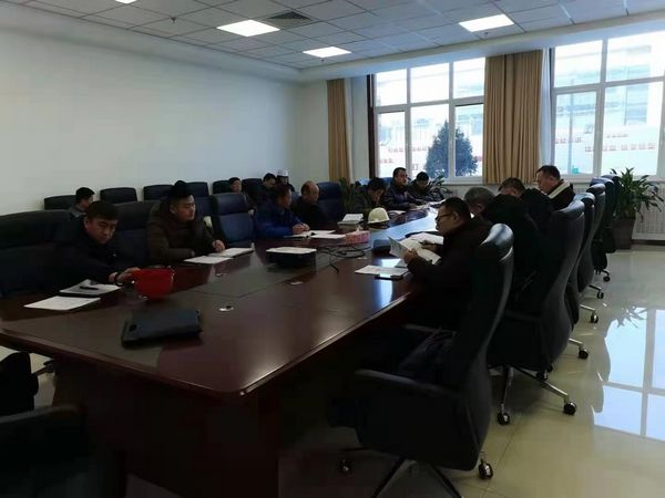 陜煤建設(shè)天工公司承建的小保當(dāng)煤礦文體中心工程順利通過竣工驗收