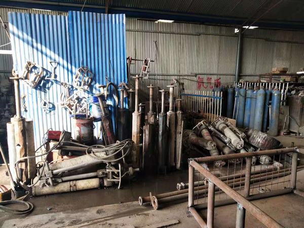 陜煤建設(shè)礦建二公司積極開展節(jié)前機(jī)電設(shè)備檢修及退庫工作