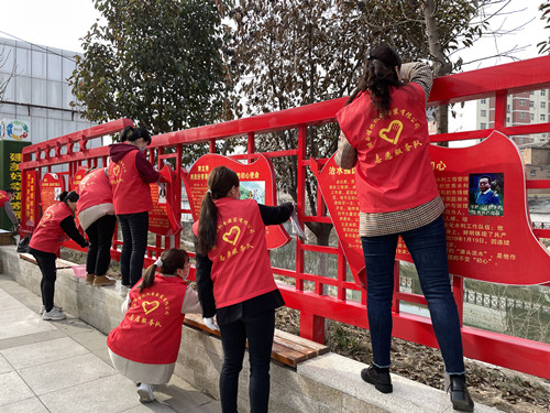 陜煤建設(shè)機(jī)電安裝公司：學(xué)雷鋒志愿服務(wù)在行動