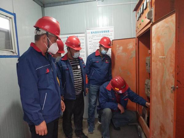 陜煤建設(shè)韓城分公司土建九項目部發(fā)揚(yáng)“三牛精神”奮進(jìn)新征程