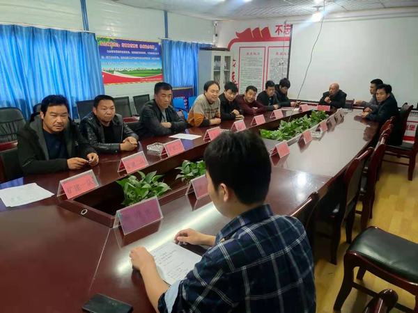 陜煤建設(shè)礦建二公司小保當(dāng)?shù)谌?xiàng)目部積極開展職工崗前安全教育